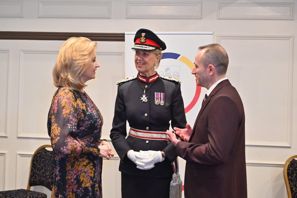 Ceremonia desemnării oficiale a Consulului Onorific al României în Țara Galilor, Dr. Nistor Becia